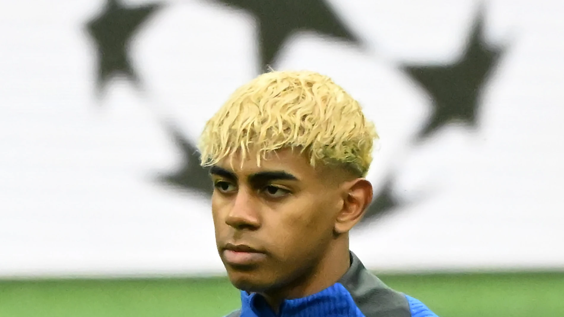 Appiano Gentile (Italy), 05/05/2025.- Fc Barcelona’s Lamine Yamal attends a training session in Milan, Italy, 05 May 2025. FC Barcelona will face FC Inter in their UEFA Champions League semi final second leg soccer match on 06 May. (Liga de Campeones, Italia) EFE/EPA/DANIEL DAL ZENNARO