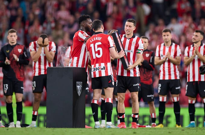 Athletic Club de Bilbao v FC Barcelona - La Liga EA Sports