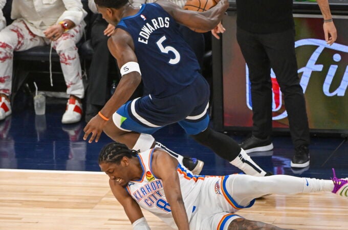 Los Minnesota Timberwolves arrollaron a los Thunder en el tercer partido de la final del Oeste